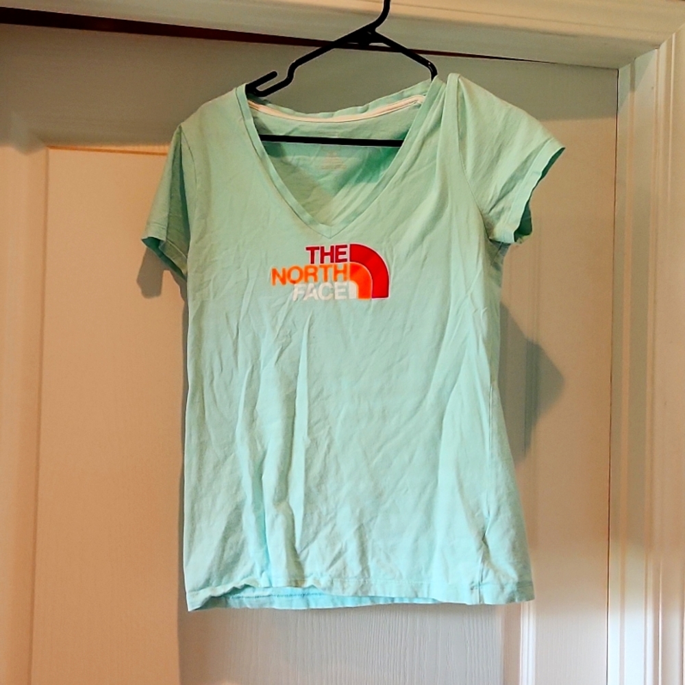 Northface v neck t shirt
